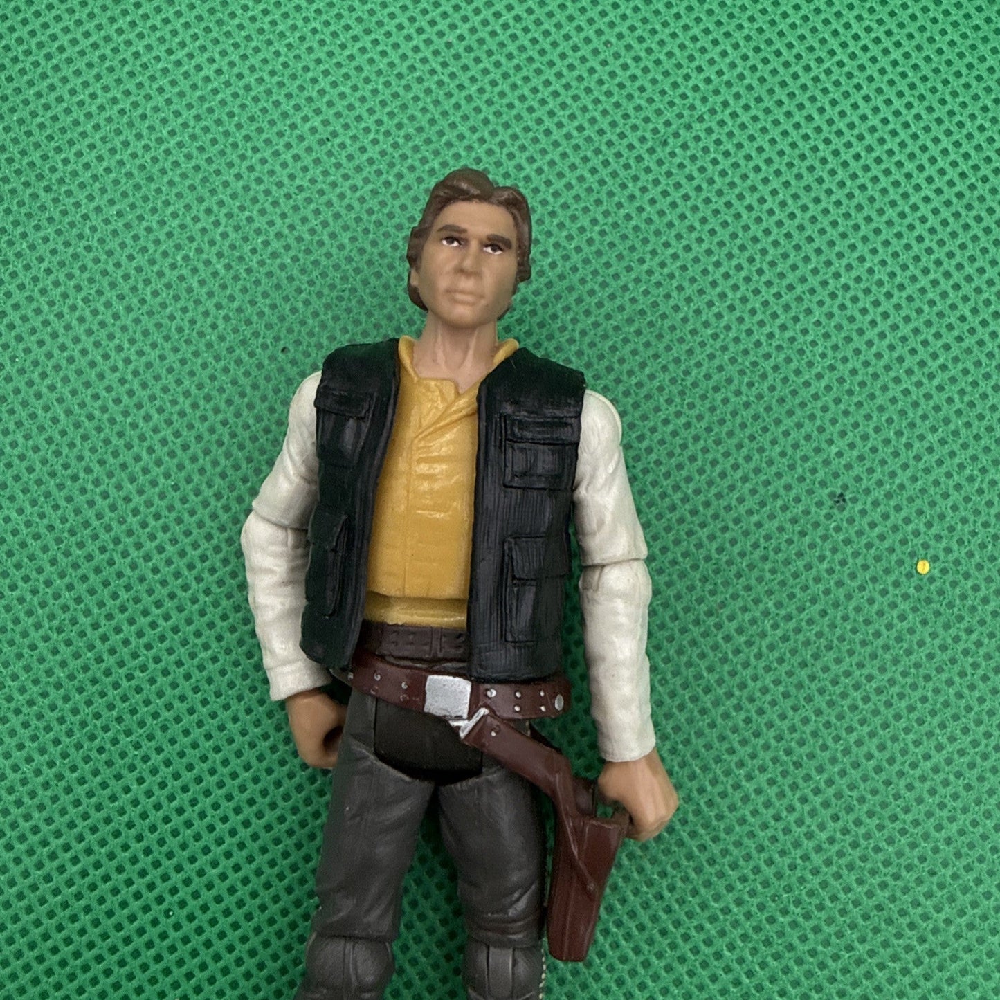 2004 STAR WARS HAN SOLO 3.75" Action Figure - toyscardscomics