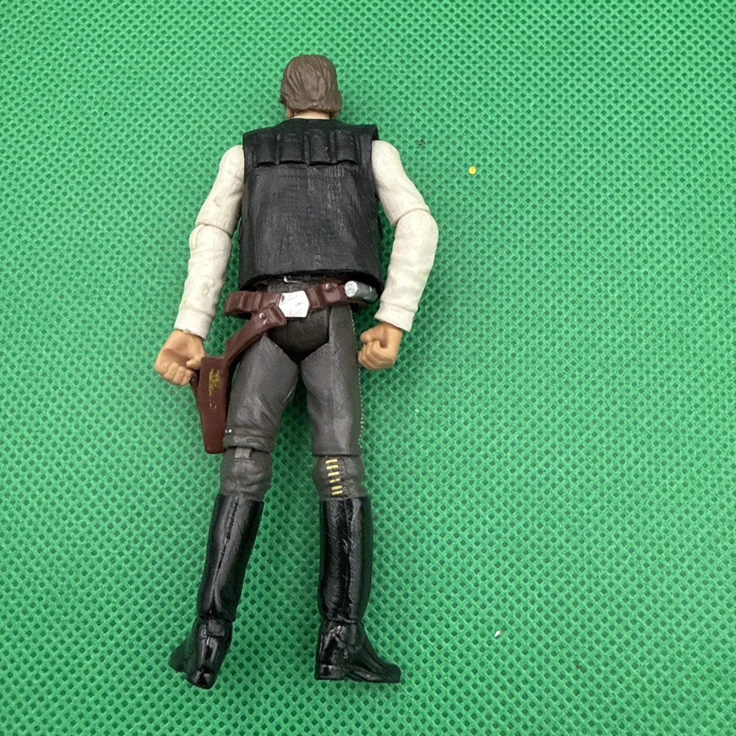 2004 STAR WARS HAN SOLO 3.75" Action Figure - toyscardscomics