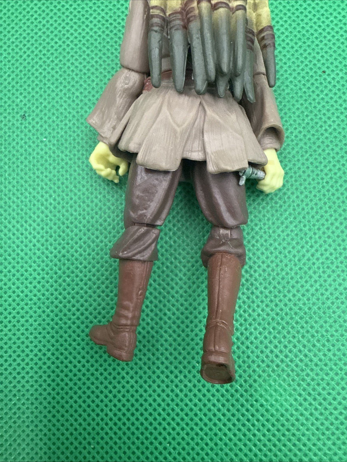 2004 STAR WARS KIT FISTO JEDI MASTER 3.75” ADJUSTABLE LOOSE ACTION FIGURE - toyscardscomics