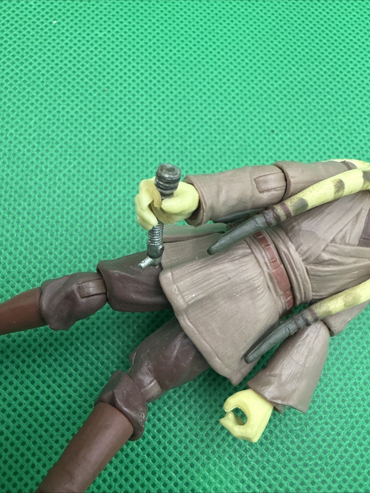 2004 STAR WARS KIT FISTO JEDI MASTER 3.75” ADJUSTABLE LOOSE ACTION FIGURE - toyscardscomics