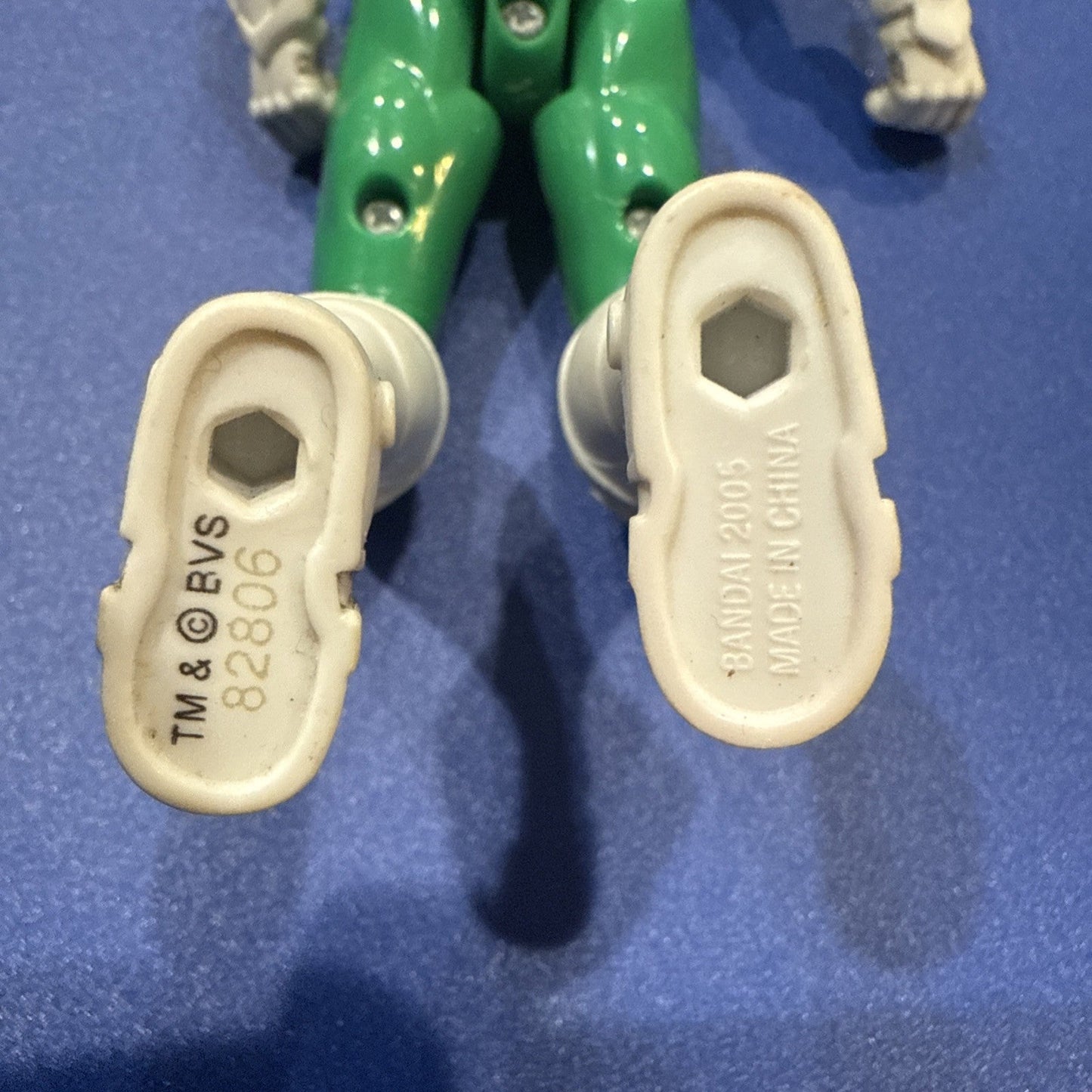2005 BANDAI MYSTIC FORCE GREEN RANGER FIGURE - toyscardscomics