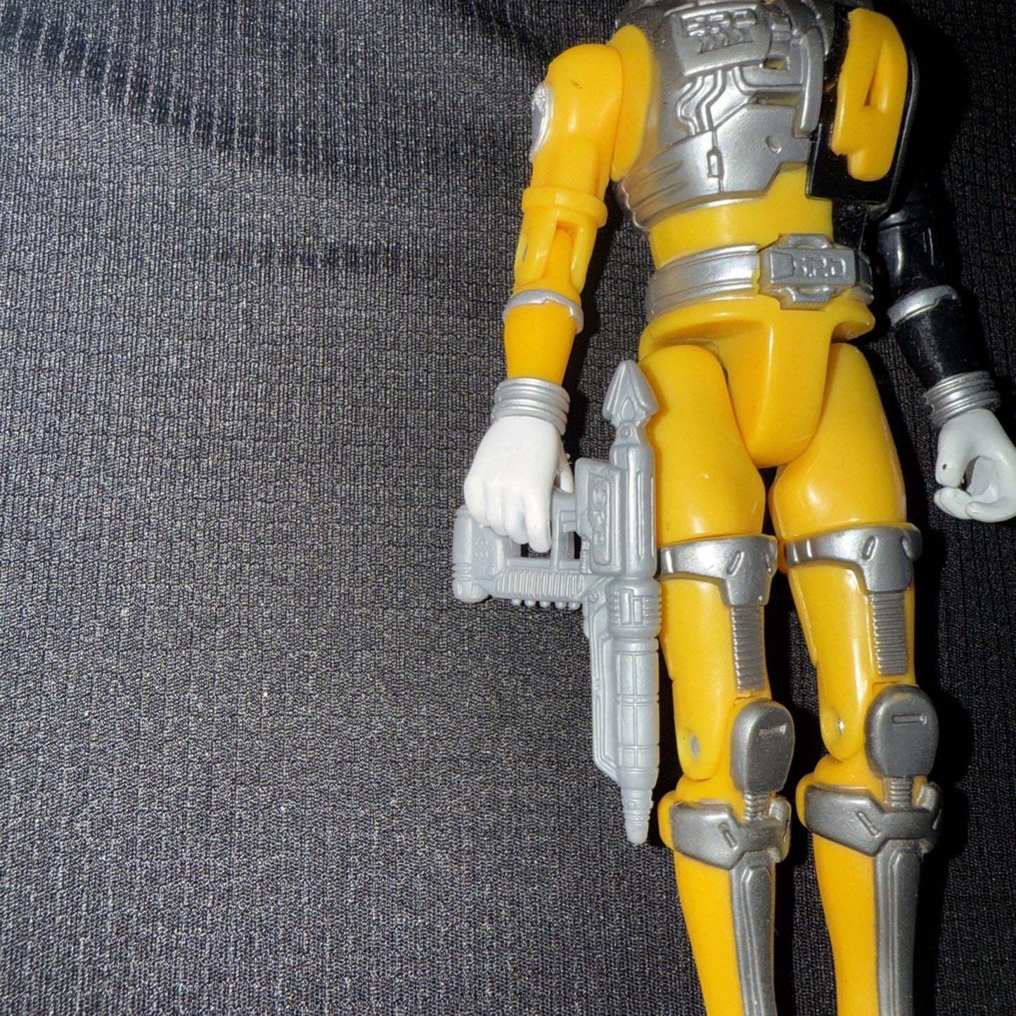 2005 BANDAI Power Rangers SPD Sound Patrol Swat YELLOW Ranger 5" Action Figure - toyscardscomics