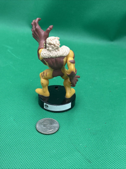 2006 Marvel Hasbro Attacktix Sabertooth Game Figure Vg - toyscardscomics