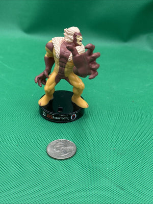 2006 Marvel Hasbro Attacktix Sabertooth Game Figure Vg