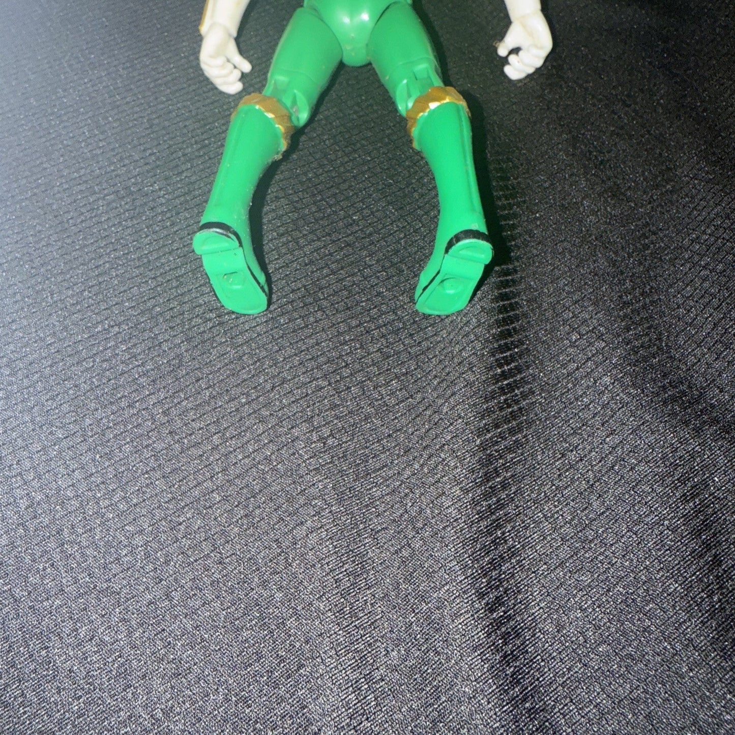 2008 Bandai Green Shark Ranger Full Throttle Action Figure 5.5" Tall - toyscardscomics