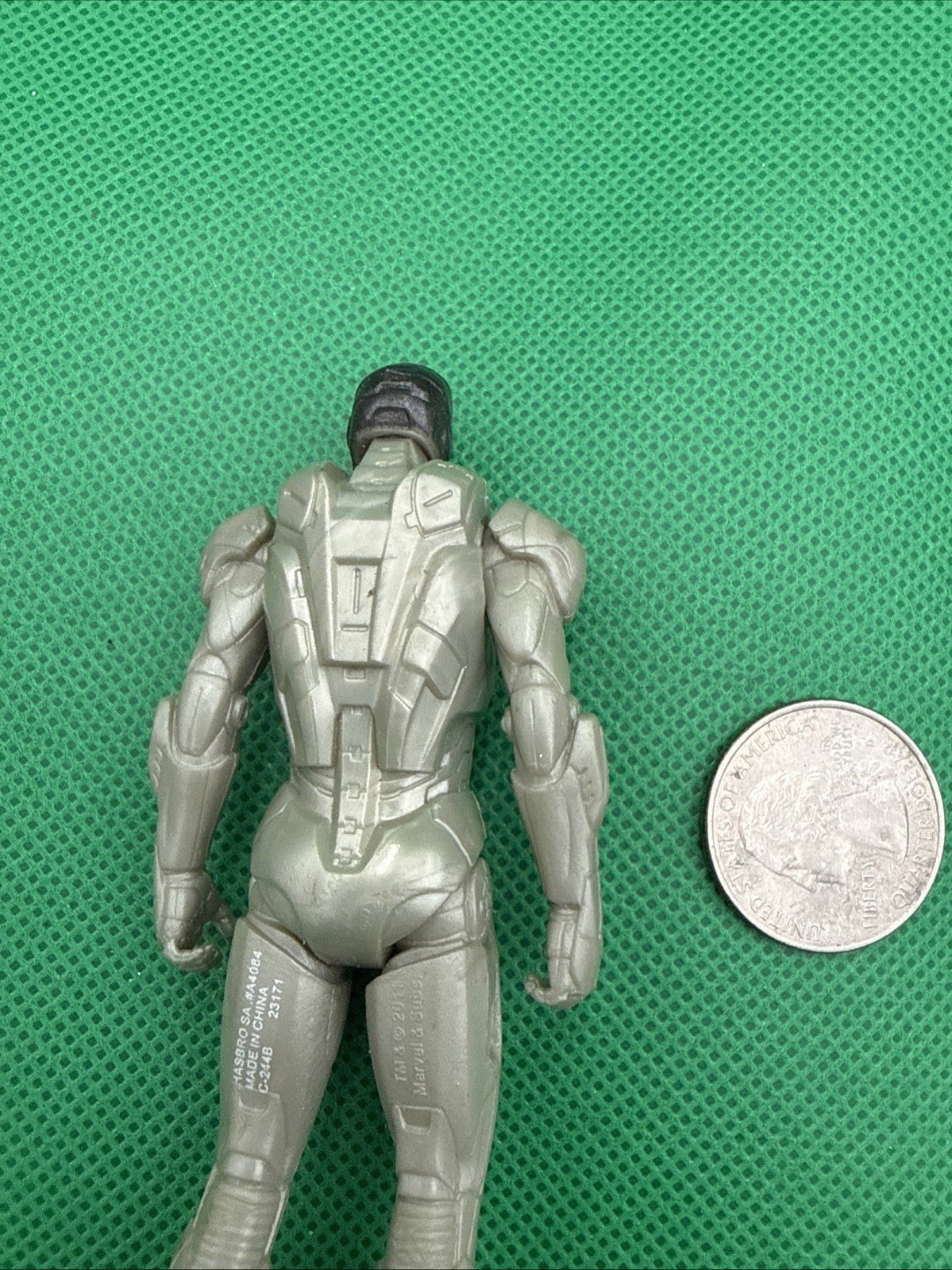 2011 Hasbro Iron Man Action Figure Gray Avengers - toyscardscomics