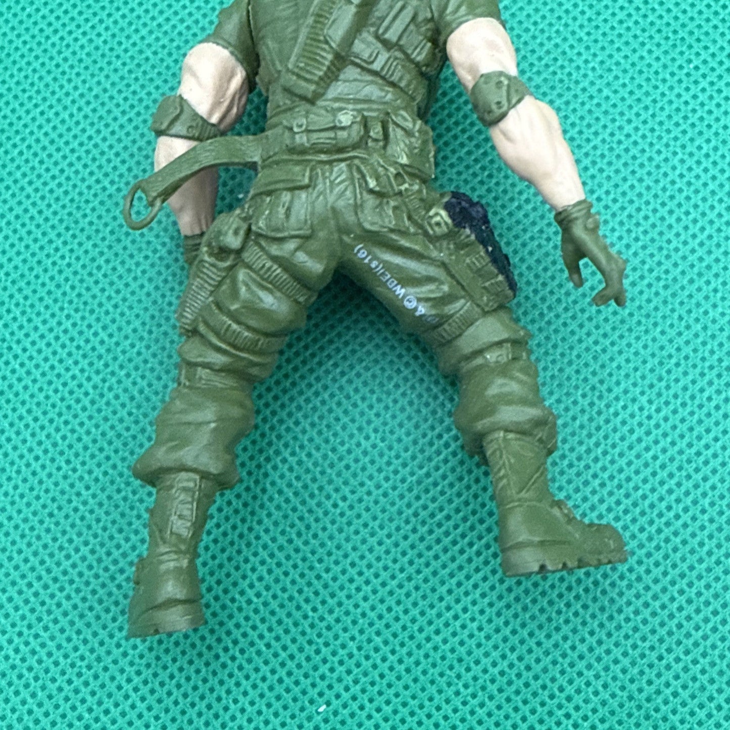 2013 Lanard Action Figure 3 - 3/4" Scale Soldier - toyscardscomics