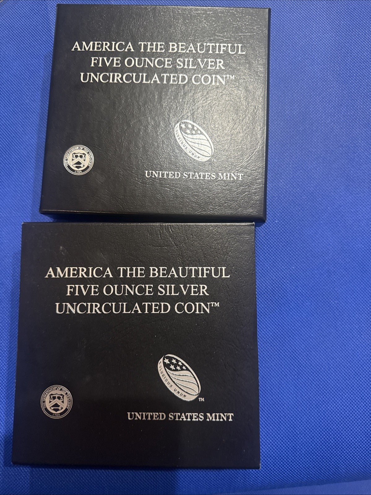 2013 - P 5 oz. SILVER ATB w/Box & Papers (White Mountain, New Hampshire) - toyscardscomics