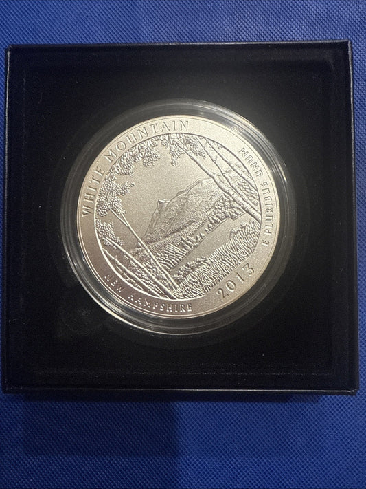 2013 - P 5 oz. SILVER ATB w/Box & Papers (White Mountain, New Hampshire) - toyscardscomics