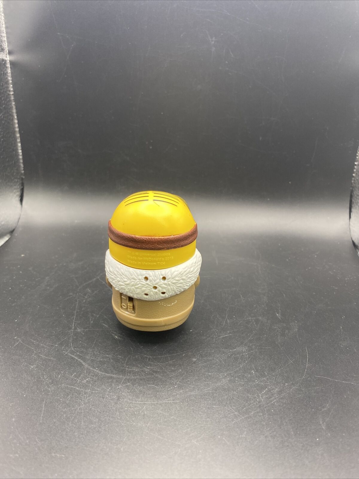 2015 McDonalds Happy Meal Despicable Me Ice Cave Minion Collectable Toy - toyscardscomics
