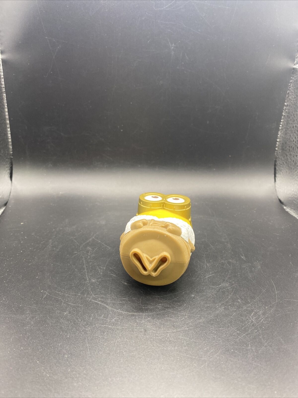 2015 McDonalds Happy Meal Despicable Me Ice Cave Minion Collectable Toy - toyscardscomics