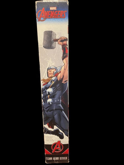 2016 - Marvel Avengers "THOR" Titan Hero Series - MOC (in box) - toyscardscomics