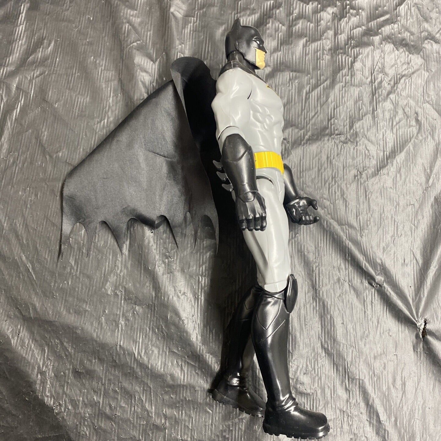 2016 TM & DC Comics Batman Action Hero 12” Figure Mattel - toyscardscomics