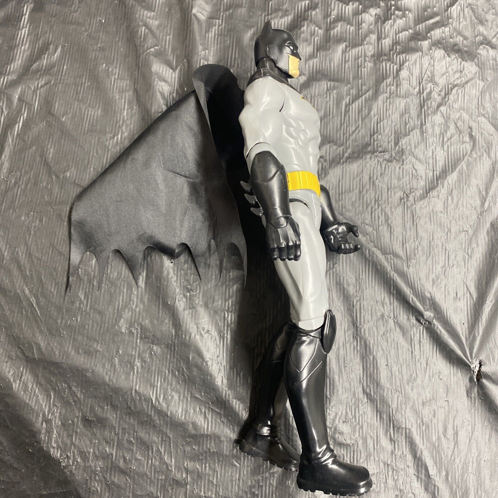 2016 TM & DC Comics Batman Action Hero 12” Figure Mattel - toyscardscomics