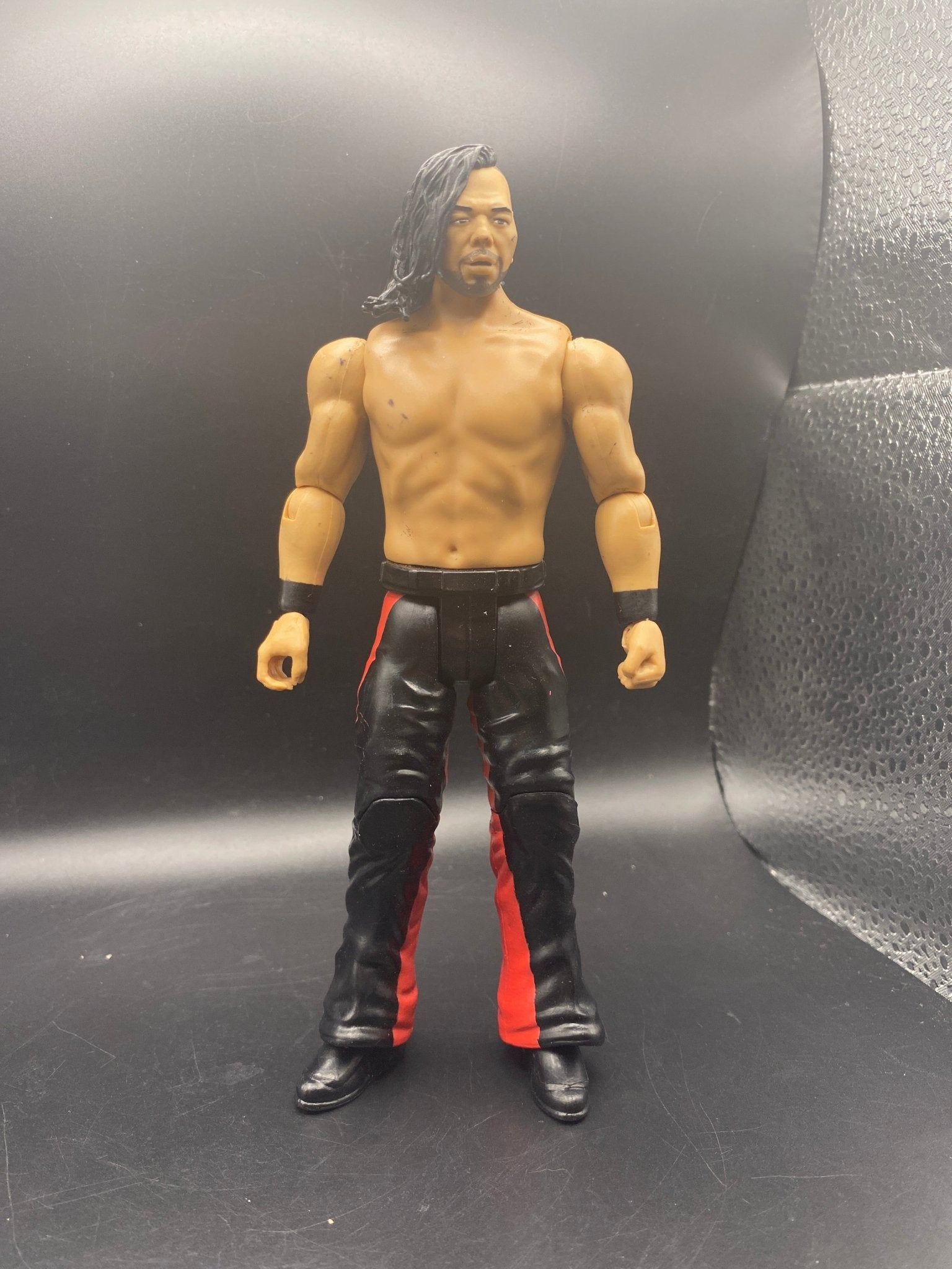 2017 Mattel WWE Basic Series Shinsuke Nakamura Action Figure - toyscardscomics