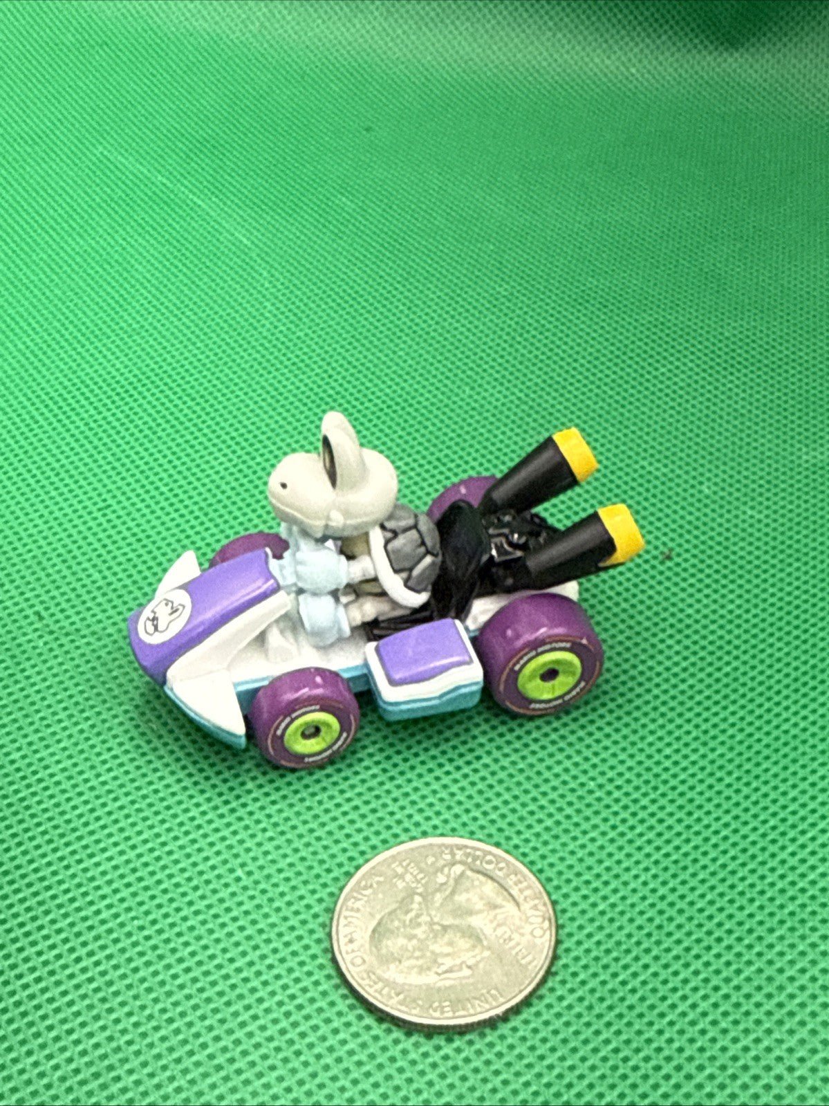 2018 Nintendo, Mattel Mario Kart Dry Bones Standard Kart Loose - toyscardscomics