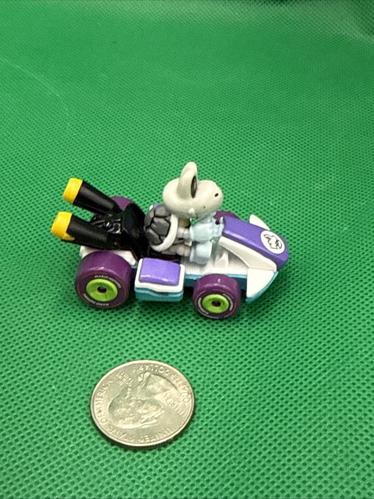 2018 Nintendo, Mattel Mario Kart Dry Bones Standard Kart Loose - toyscardscomics