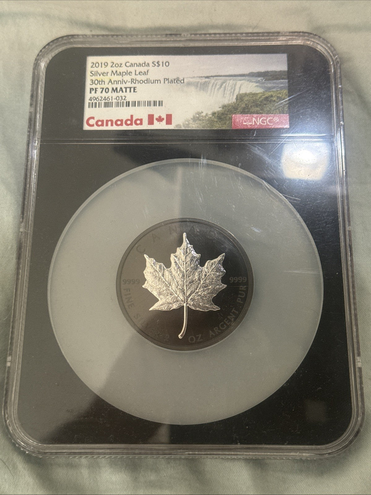 2019 Canada $10 Silver Maple Leaf Rhodium Plated PF70 - toyscardscomics