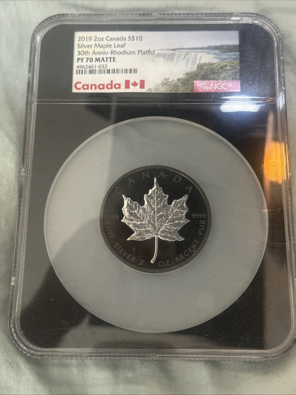 2019 Canada $10 Silver Maple Leaf Rhodium Plated PF70 - toyscardscomics