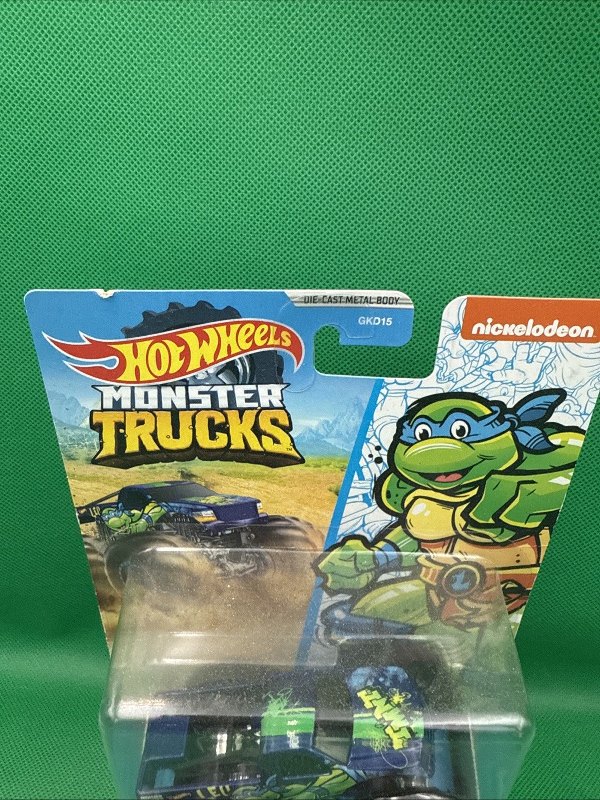 2020 Hot Wheels Monster Trucks TMNT Leonardo Character Monster Truck! - toyscardscomics