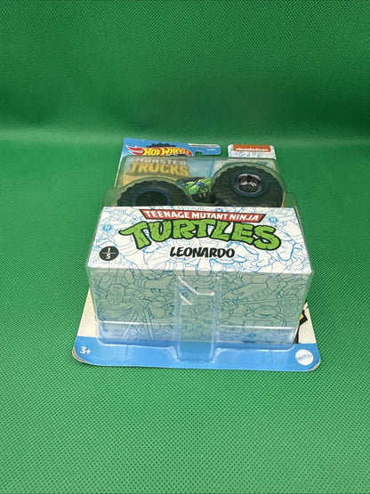 2020 Hot Wheels Monster Trucks TMNT Leonardo Character Monster Truck! - toyscardscomics