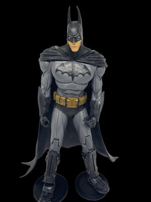2020 - McFarlane Toys DC Multiverse "Batman" Action Figure no accessories - Used