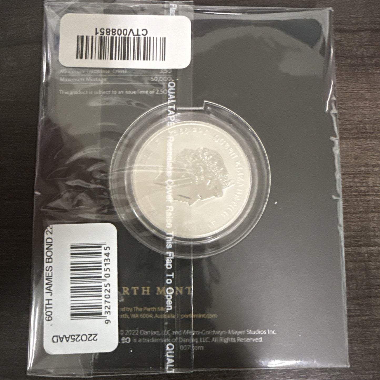 2022 Tuvalu 007 James Bond 60 Years of Bond Anniversary 1 oz Silver Coin in Card - toyscardscomics