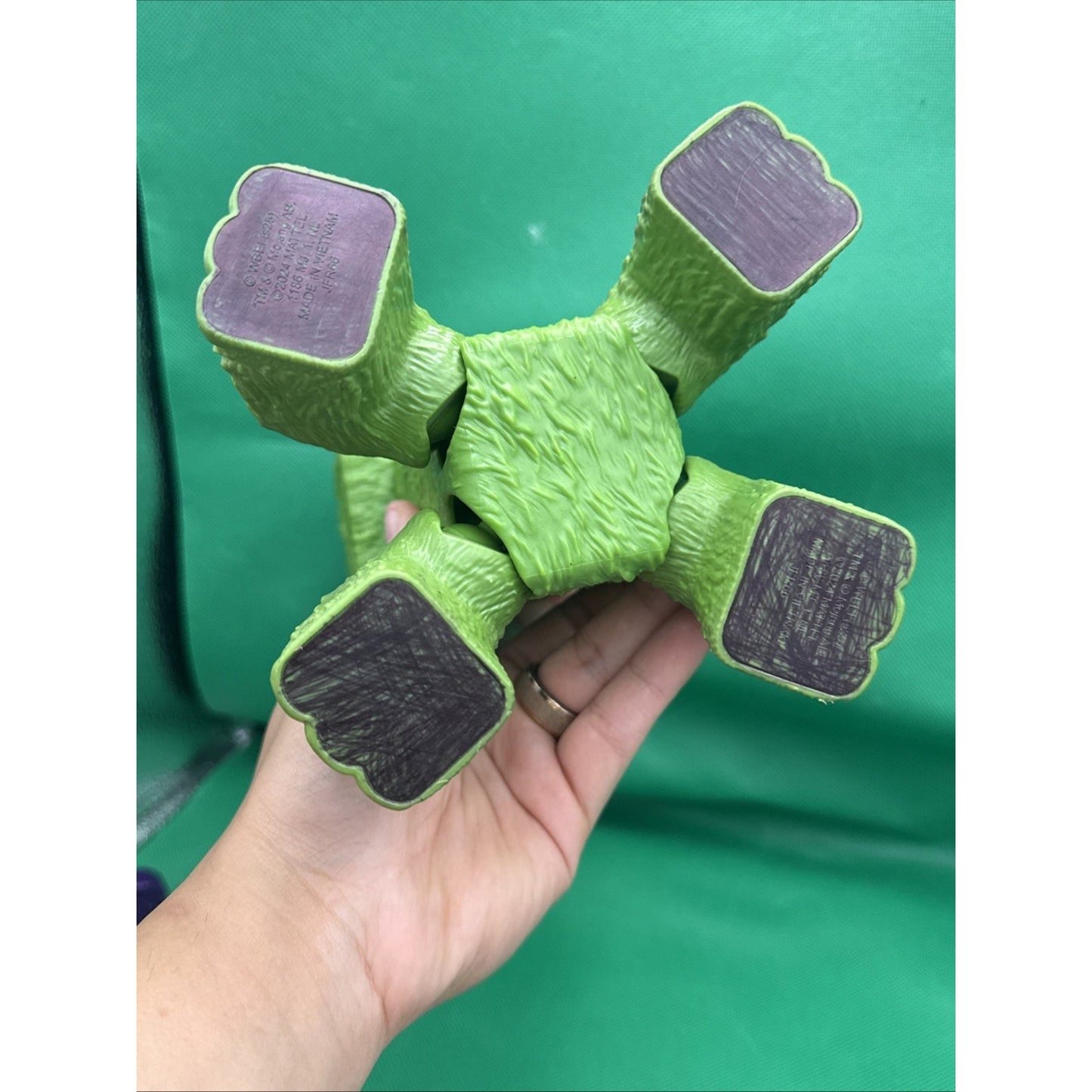 Mattel Minecraft Large-Scale Action Figure, 12-inch Posable Creeper Toy