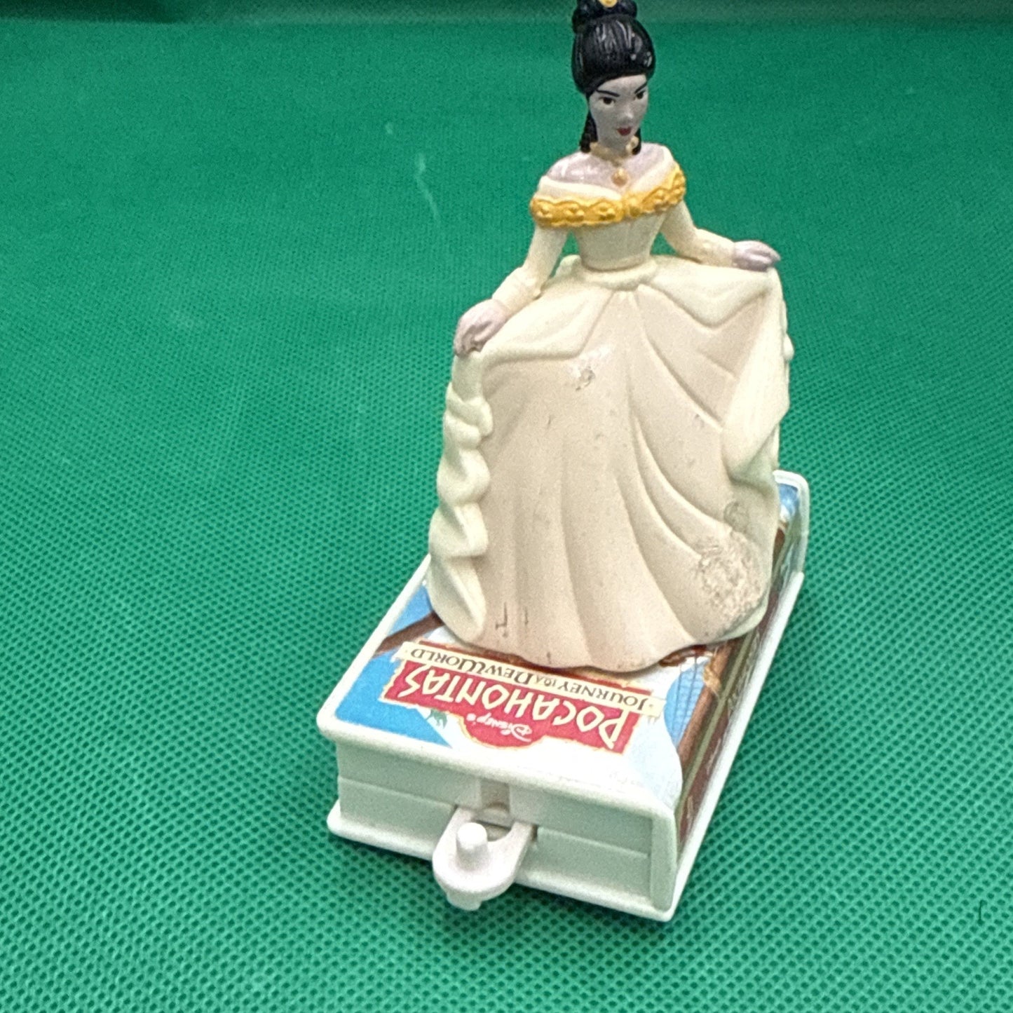 Vintage 1995 McDonald's Pocahontas Disney Masterpiece Collection Toy