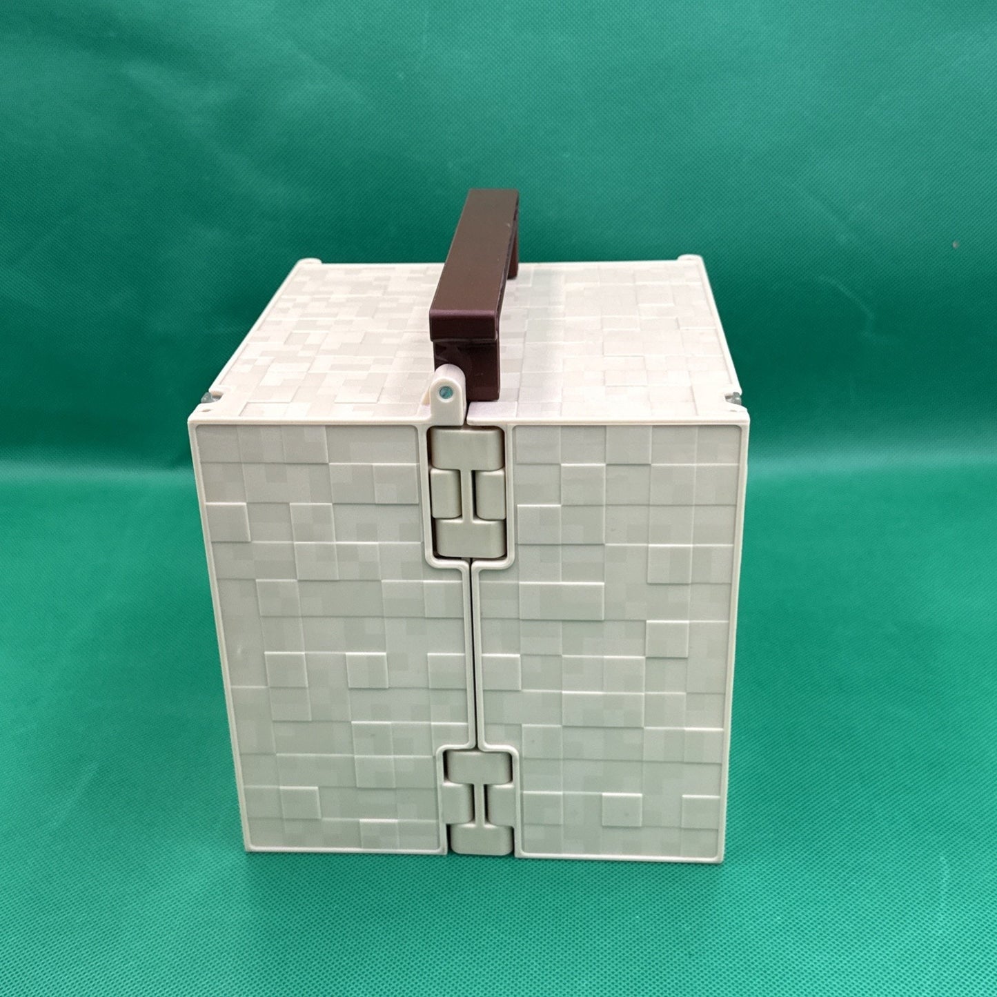 Minecraft Collector Case Sand Desert Mini Figure Display Playset Mattel 2016