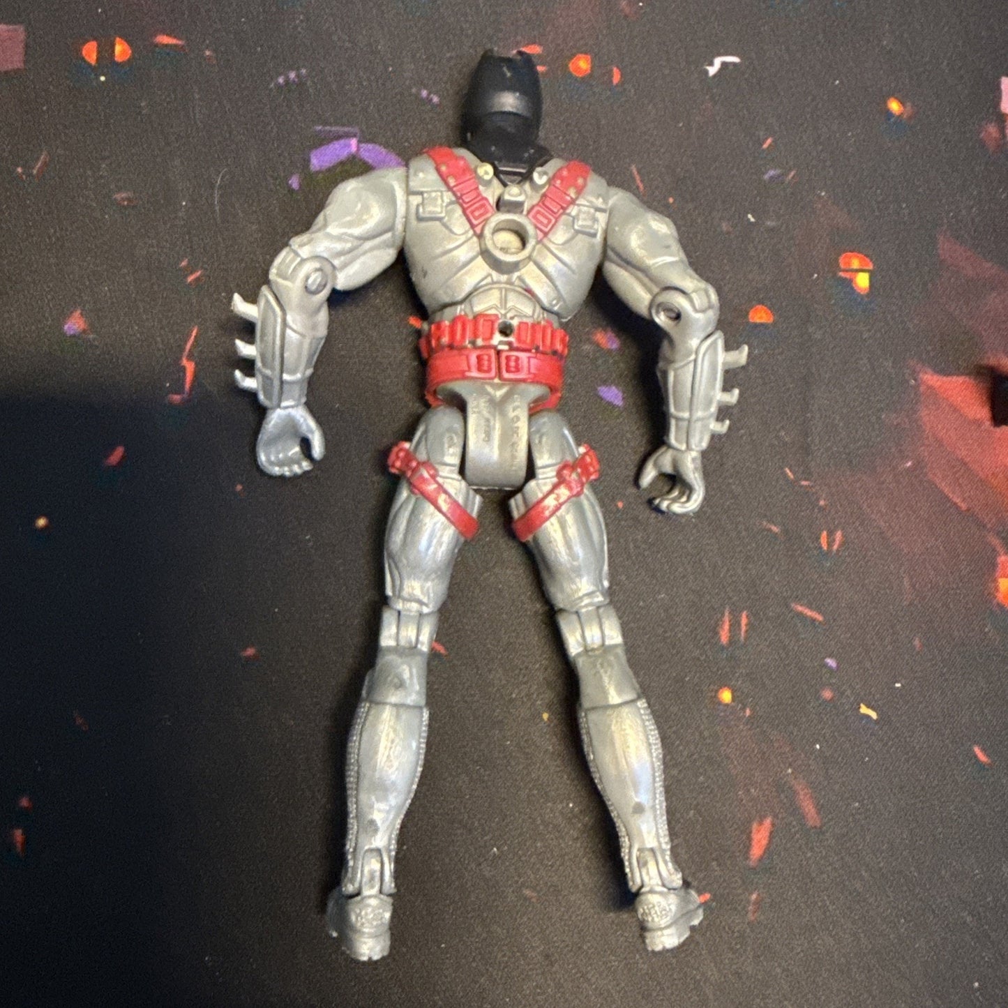 Mattel DC Comics Batman Begins Battle Cape Batman 5.5" Action Figure 2005