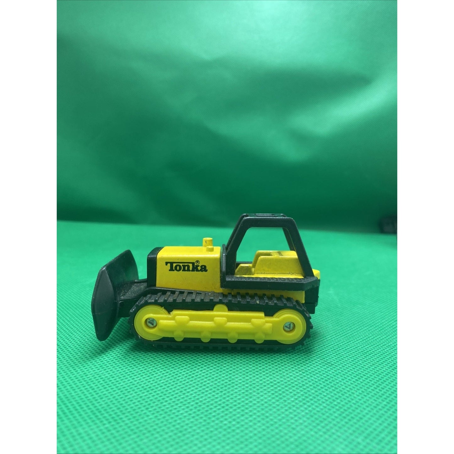 1994 Tonka Bulldozer Mini Construction Vintage CollectibleToy