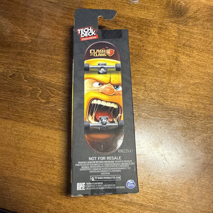 2026 SDCC EXCLUSIVE Spin Master Tech Deck Clash of Clans - New
