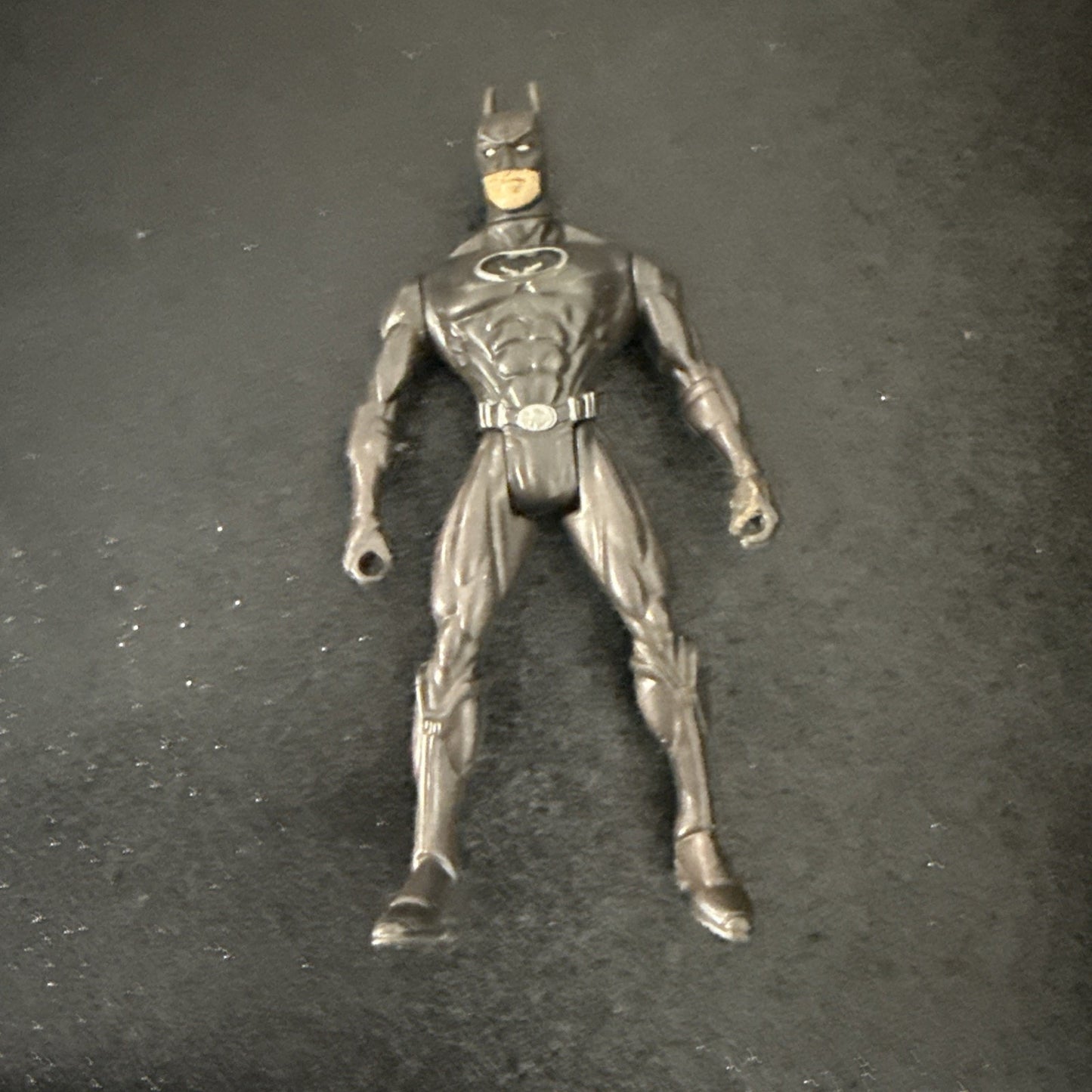 1997 DC Comics Kenner 5" Batman Action Figure Gray-Silver No Cape or Accessories