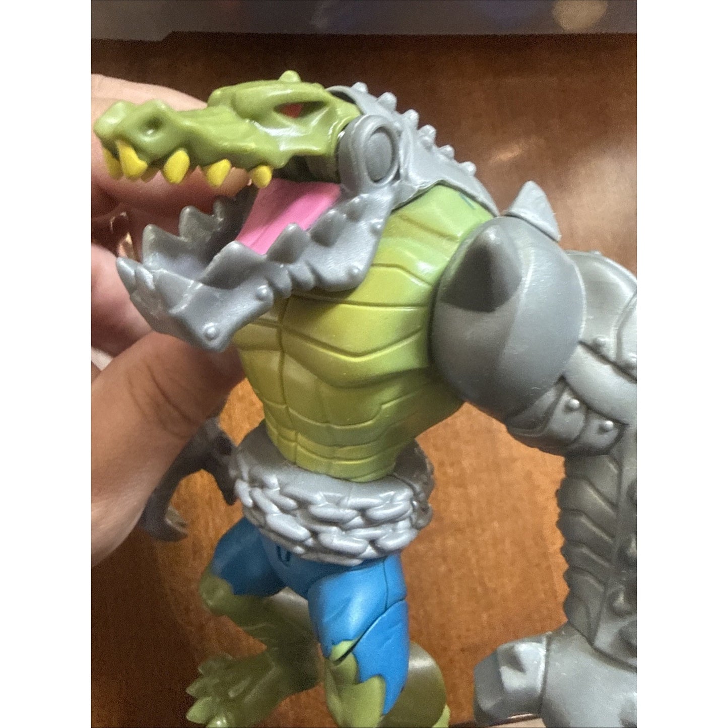 2012 DC Comics Batman Armored Killer Croc Villains Takedown Action Figure 6"
