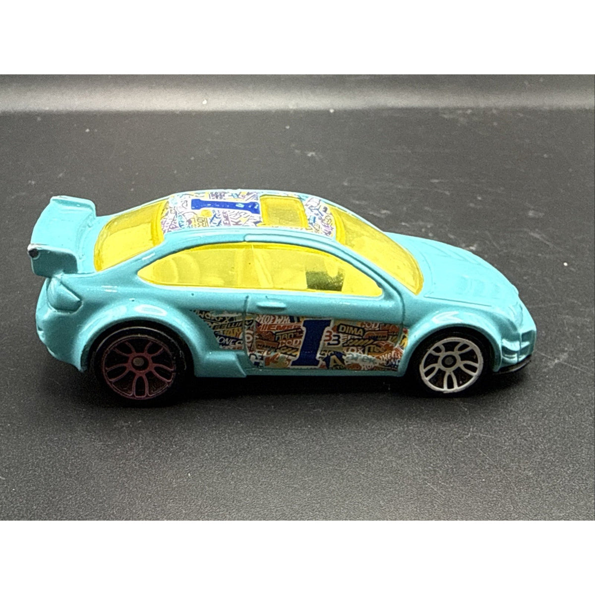 Hot Wheels 08 Ford Focus Blue 83/250 1:64 HW Art Cars 8/10 Diecast Car Loose