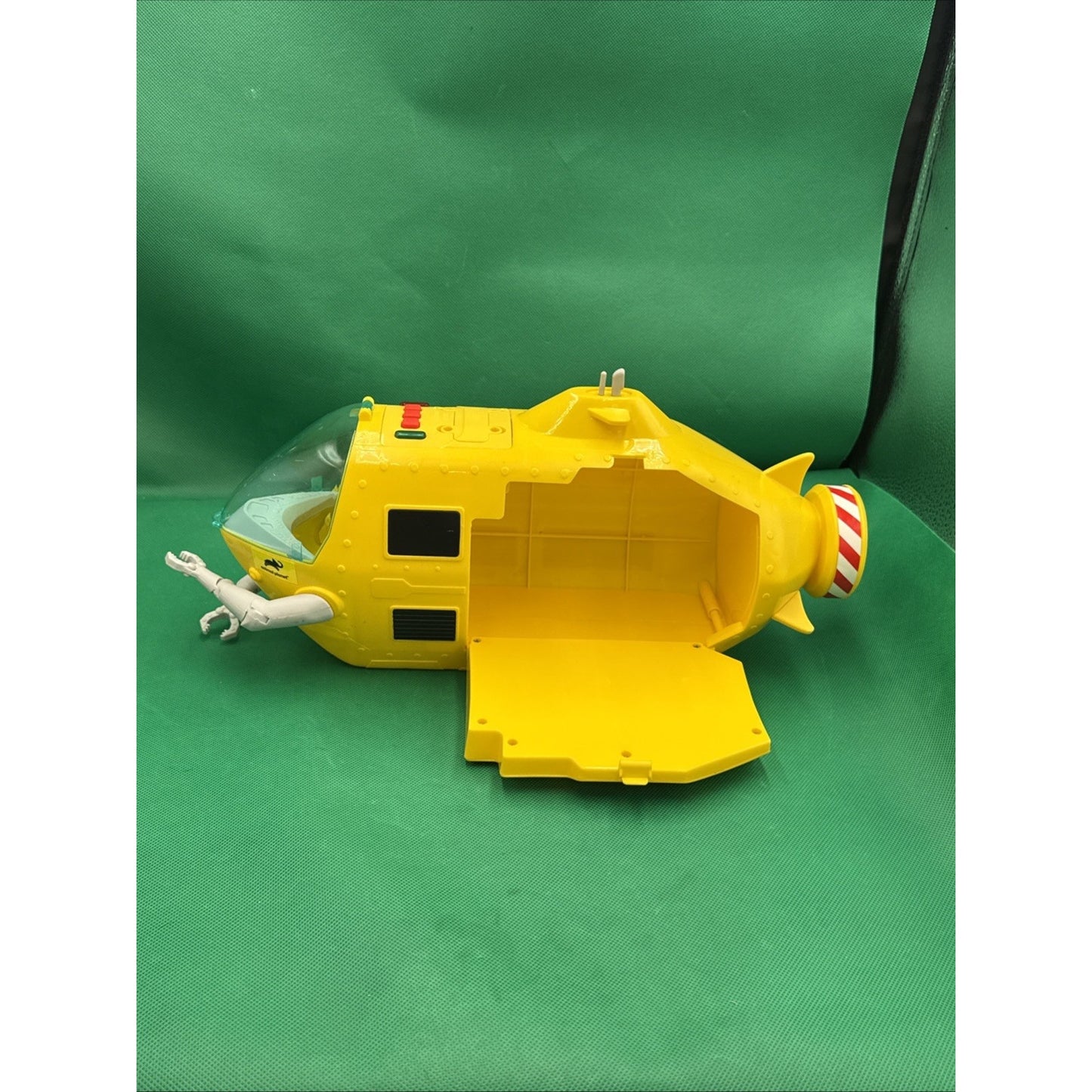 Animal Planet Deep Sea Shark Rescue Yellow Submarine. Not Tested