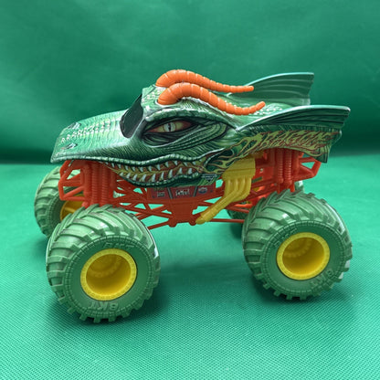 Spin Master 1:64 Scale Monster Jam Green Dragon Monster Truck (Loose)