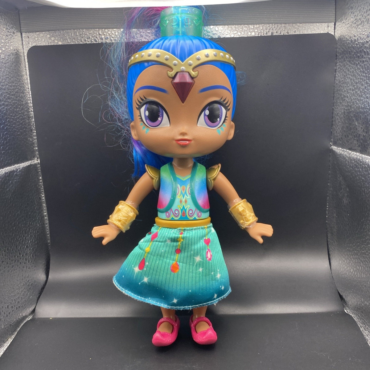 Nickelodeon Shimmer and Shine Doll Blue Hair Green Dress Gold Accessories Talks