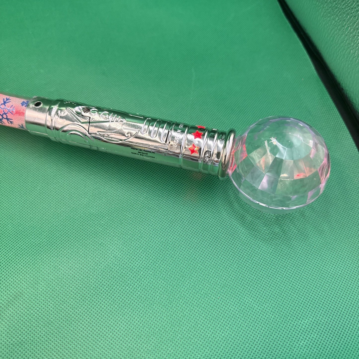 ICE PRINCESS COLOR CHANGING SNOWFLAKE WAND 3-MODES 21” FLASHING/BLINKING