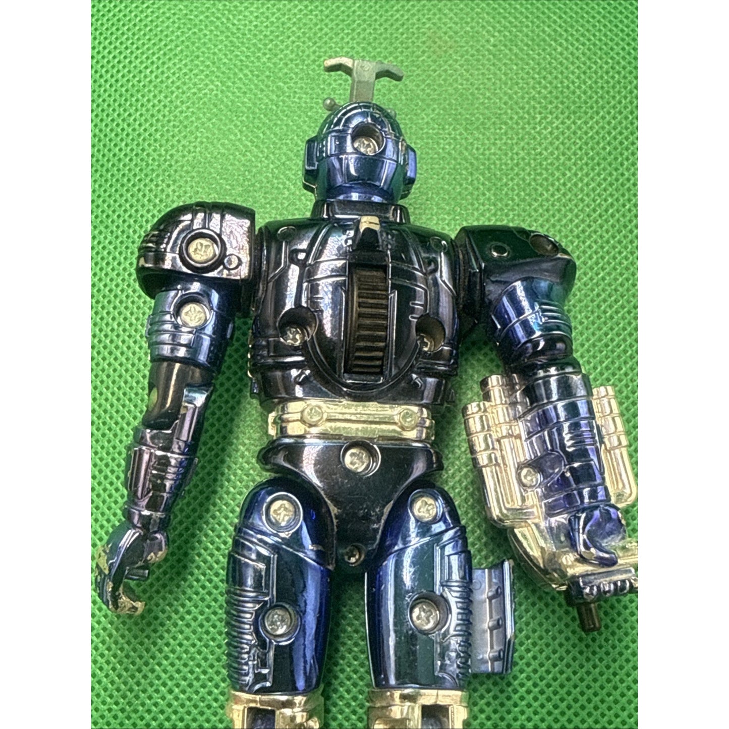 1996 Bandai Beetleborgs Metallix Blue Stinger Action Figure 5.75”