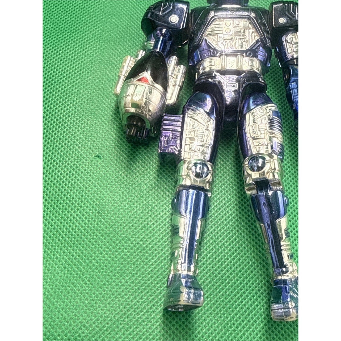 1996 Bandai Beetleborgs Metallix Blue Stinger Action Figure 5.75”