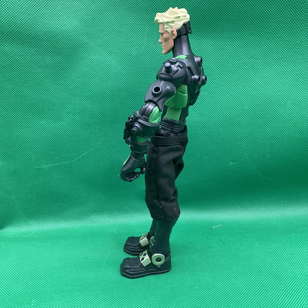 Sigma 6 Hi-Tech Technology Expert GI Joe 8” Action Figure W/ Pants Hasbro 2005