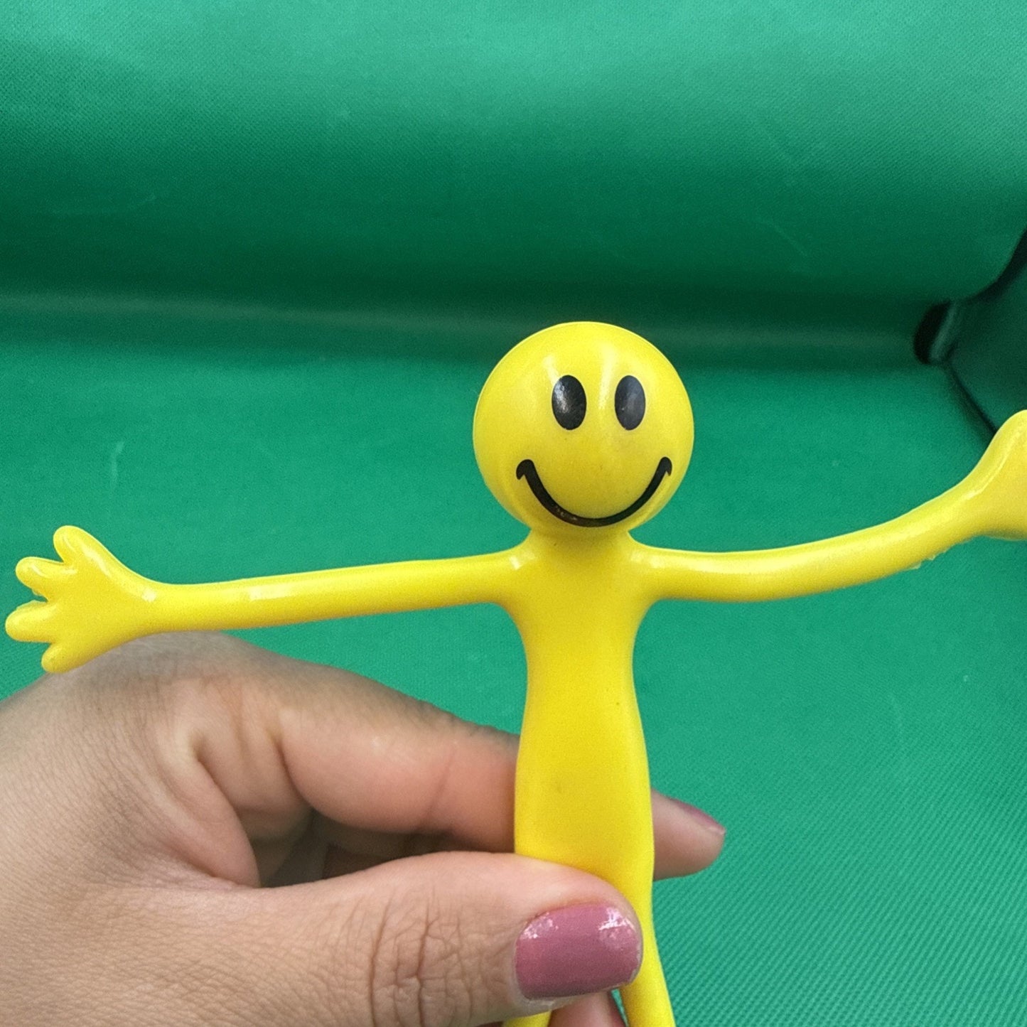 Neato! Bendy Man Bendable Poseable 5 Inch Yellow Smiley Face Childrens Toy