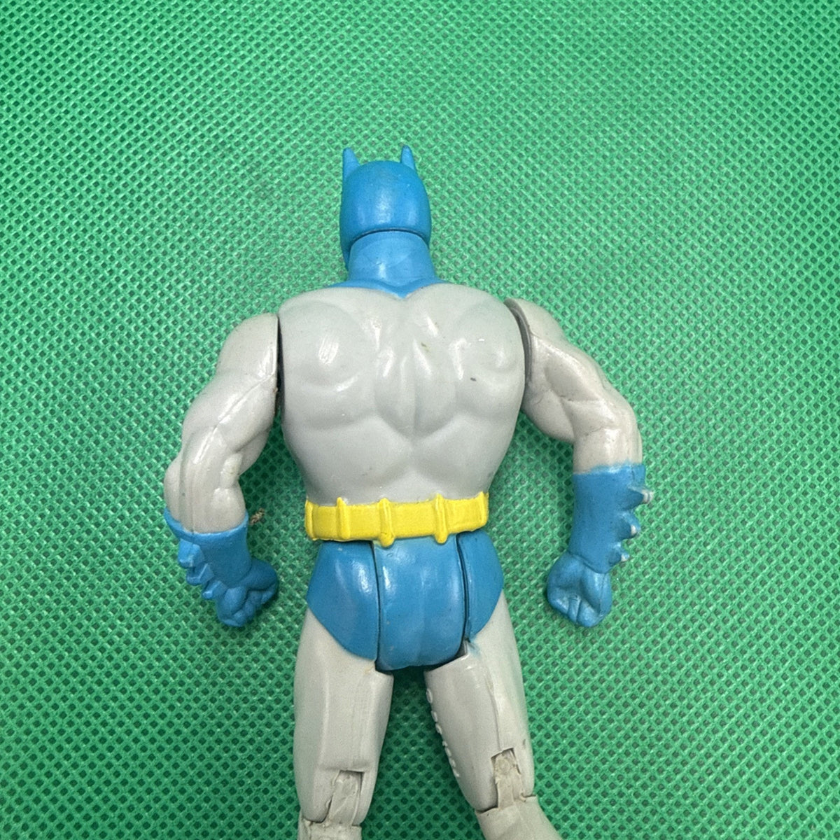 Vintage 1984 Kenner DC Super Powers Batman Action Figure (Missing Cape)