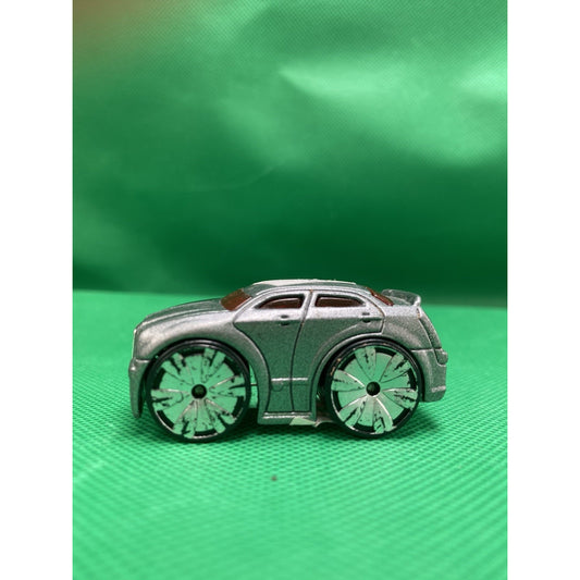 2005 HOT WHEELS FIRST EDITIONS BLINGS CHRYSLER 300C GREY #031