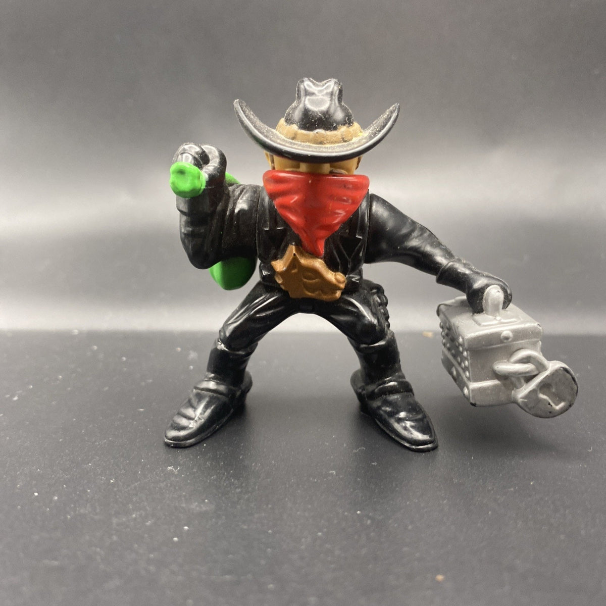 OUTLAW BANDIT - 1996 Fisher Price GREAT ADVENTURES Wild Western Town