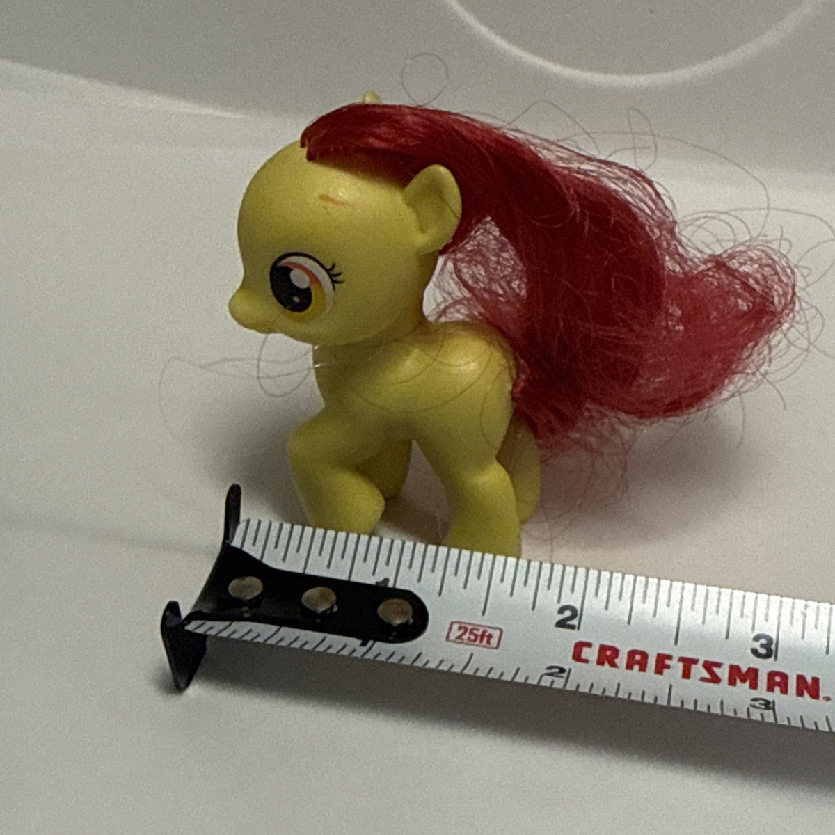 My Little Pony G4 Apple Bloom 2 1/2” Brushable Figure