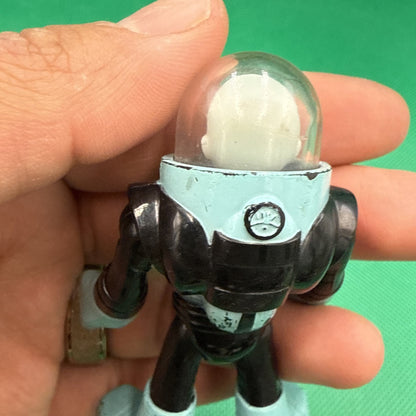 Fisher-Price Imaginext DC Super Friends Mr Freeze With Helmet Action figure (153
