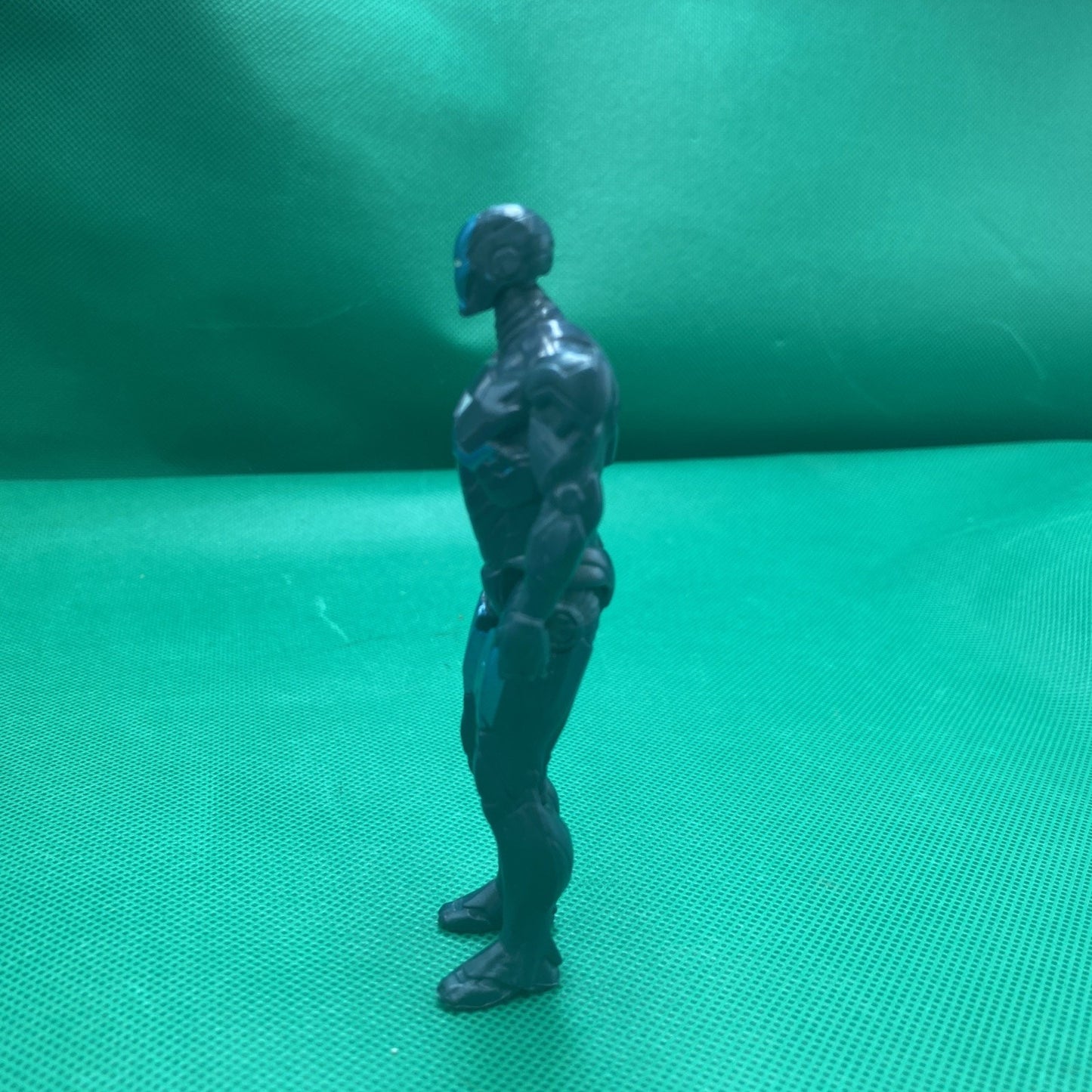 IRON MAN • Marvel Hydro Shock Avengers Action Figure Toy 2011 Hasbro Disney